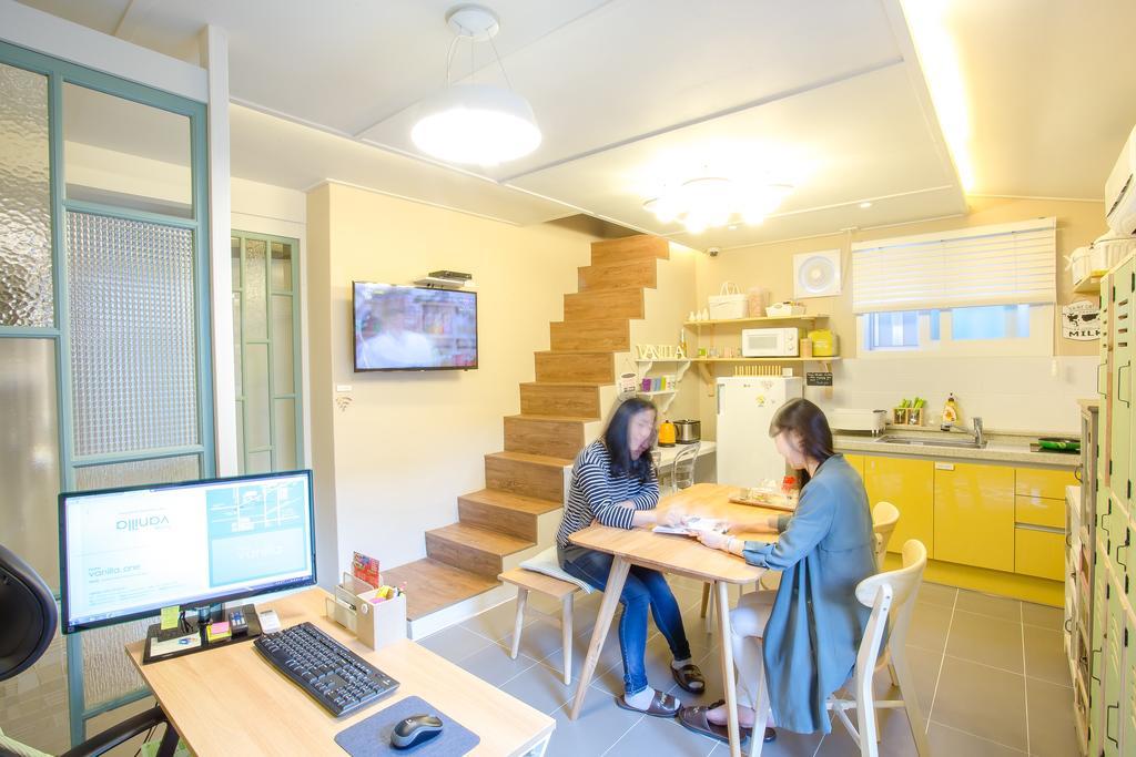 Hostel Vanilla 1 Dongdaemun Seoel Buitenkant foto