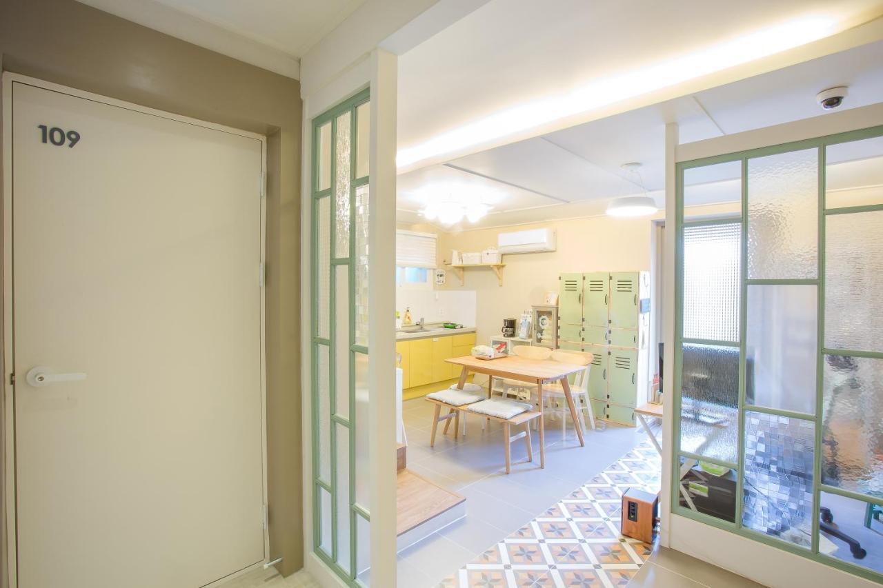 Hostel Vanilla 1 Dongdaemun Seoel Buitenkant foto
